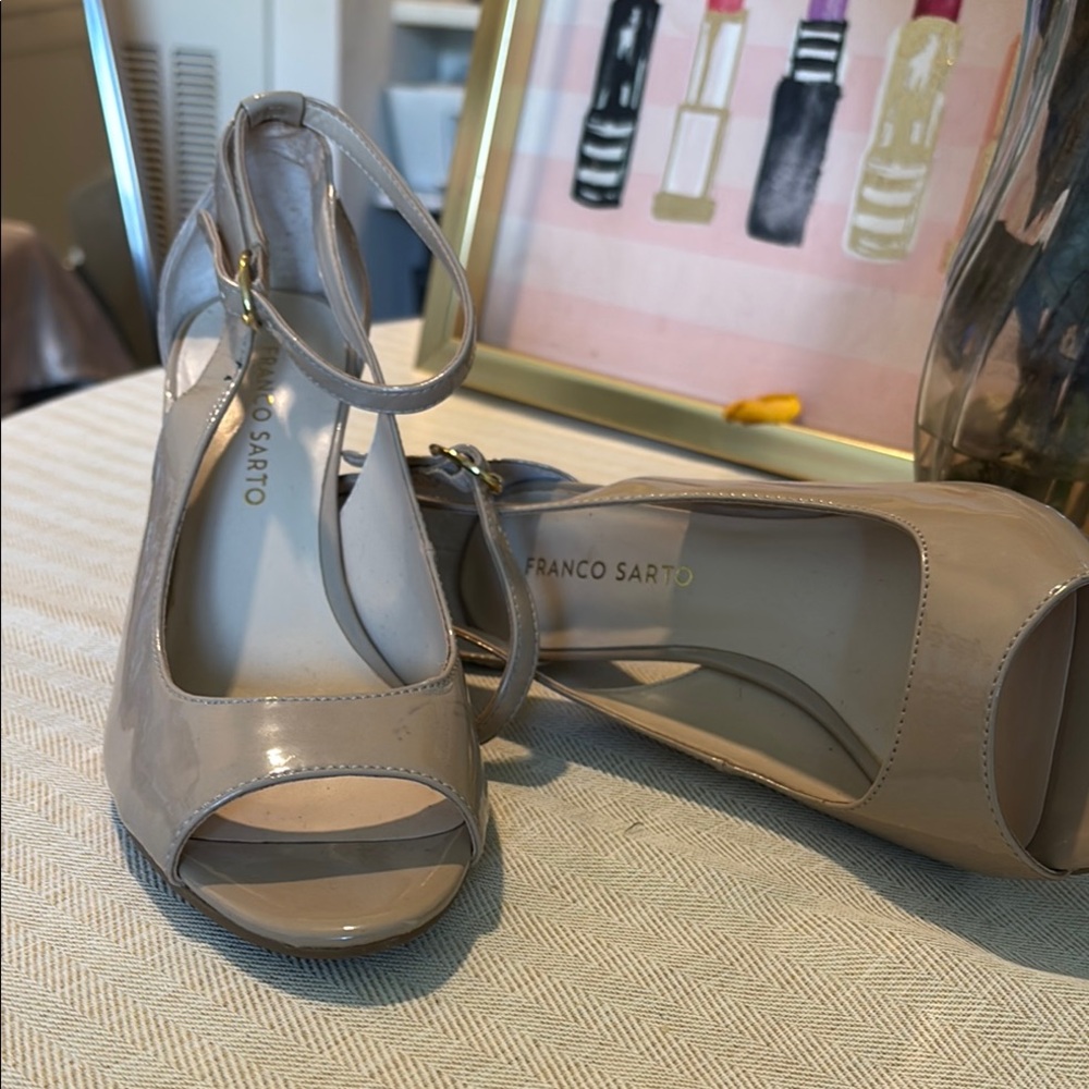 Franco Sarto Tan Heels Sophisticated Style